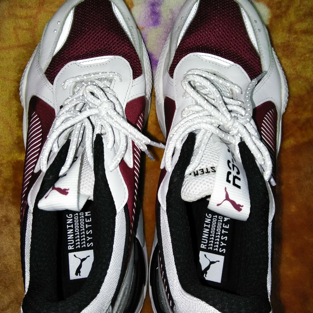 Mens sneakers